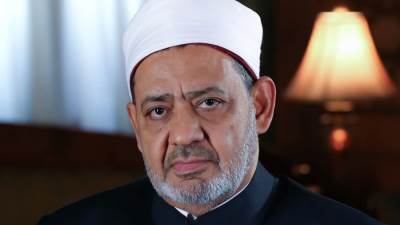 الإمام الطيب: "المجيب" اسم من أسماء الله الحسنى.. والقرب الإلهي ليس مكانيًا ولا حسيًا