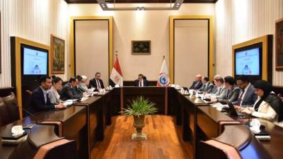 وزير الصحة يعقد اجتماعًا بشأن مشروع إنشاء شبكة وطنية متكاملة للباثولوجيا الرقمية