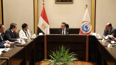 وزير الصحة يبحث مع شركة "سانوفي" تعزيز التعاون الصحي والتوسع في التصنيع الدوائي المحلي