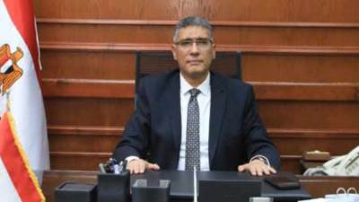 محافظ الجيزة : مشروع متكامل لإحلال وتجديد شبكات الصرف الصحي بمدينة أبو النمرس