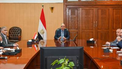 سويلم يتابع الموقف المائى وحالة الري بأسوان والاستعداد لموسم أقصى الاحتياجات المقبل