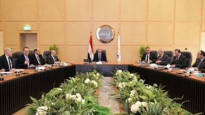 وزير النقل يترأس الجمعية العمومية العادية وغير العادية للشركة القابضة للنقل