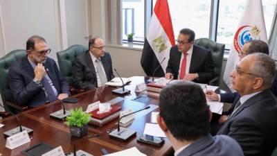  وزير الصحة يترأس اجتماعًا للوقوف على مستجدات فرص تعزيز الاستثمارات العالمية في السوق المصري