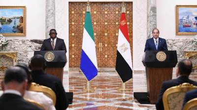 الرئيس السيسي ونظيره السيراليوني يشهدان التوقيع على 4 مذكرات تفاهم وبرنامج تنفيذي للتعاون بين البلدين