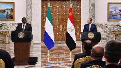 السيسي ورئيس سيراليون يشددان على ضرورة احترام سيادة الدول وبذل كافة الجهود لحماية القرن الإفريقي