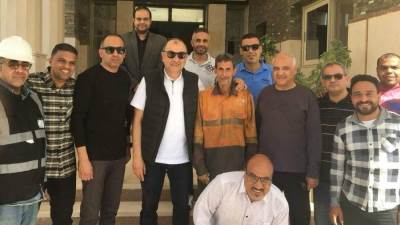 وزير قطاع الأعمال يتفقد شركة النصر للأسمدة بالسويس ويلتقي العاملين