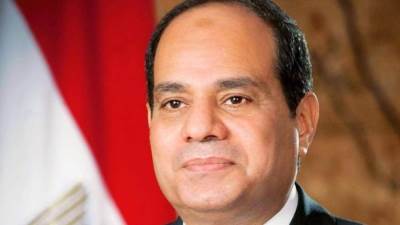 الرئيس السيسى يهنئ الشعب المصرى والأمتين العربية والإسلامية بحلول عيد الفطر المبارك