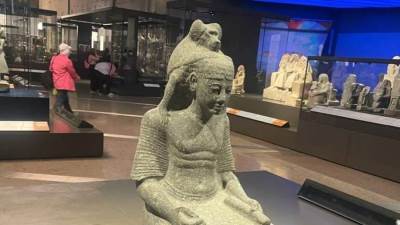 كنوز أثرية في أبهى صورها.. المتحف المصري الكبير يعيد الحياة إلى تاريخ الفراعنة