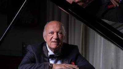 عمر خيرت يحيى حفلاً موسيقيًا في دبى يوم 18 أبريل الجارى