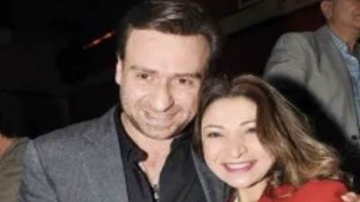 وصول جثمان زوجة الفنان نضال الشافعي إلى مسجد بهجت بدريم لاند