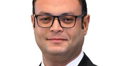  وزير الإسكان يُتابع خطة تطوير ورفع كفاءة المحور المركزي الخدمي بمدينة 6 أكتوبر