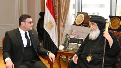 وزير الإسكان يستقبل ممثلي دير"الأنبا بولا" بالبحر الأحمر لمناقشة موقف أعمال المرافق بالدير