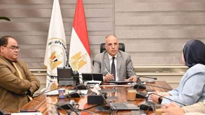 وزير الري يتابع إجراءات الحفاظ على أراضي الدولة المملوكة للوزارة وأعمال إزالة التعديات التى يتم تنفيذها