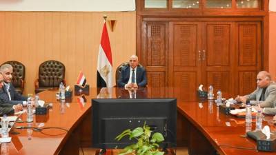وزير الري يبحث مقترح لتنفيذ "مشروع رقمنة المساقي الخصوصية" بالتنسيق مع وزارة الزراعة