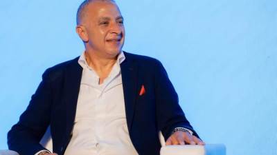 أحمد السويدي: ما حققته مصر من إنجازات عملاقة خلال عشر سنوات لم يتحقق على مدار التاريخ