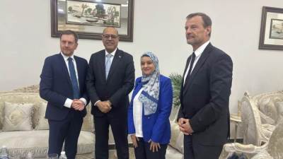 وزير العمل يلتقي رئيس وزراء ولاية ساكسونيا الألمانية لبحث التعاون في مجالات تنقل الأيدي العاملة