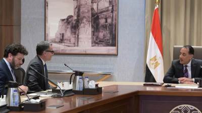 رئيس الوزراء يلتقي الرئيس التنفيذي لمتاجر "أمازون" العالمية والوفد المرافق لبحث فرص التوسع في السوق المصرية