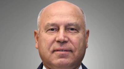 وزير الصناعة يلتقي مع المستثمرين الصناعيين بمحافظتي الأقصر وأسوان السبت المقبل