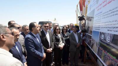 رئيس الوزراء يفتتح مشروع كوبري "منقباد" العلوي بالمدخل الشمالي لمدينة أسيوط