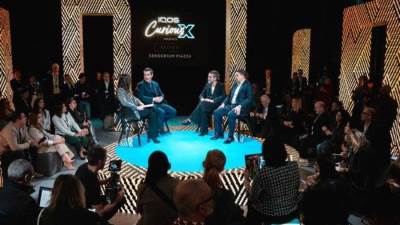 IQOS تتعاون مع علامة التصميم الإيطالية SELETTI في عرض "Curious X: Sensorium Piazza"