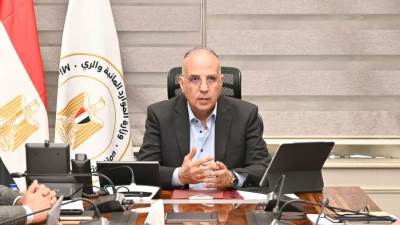 سويلم يتابع موقف عدد من المشروعات الجارية وخطوات حسم المعوقات وحل التعثر لتحقيق أهدافها