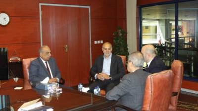 وزير الكهرباء والطاقة المتجددة يستعرض استراتيجية شركة "بيجسكو" 