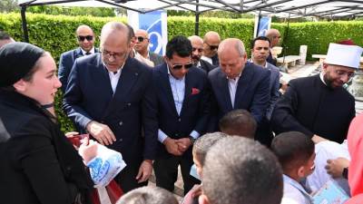 وزير الشباب والرياضة يُشارك في احتفالية "يوم اليتيم" بحديقة الأزهر