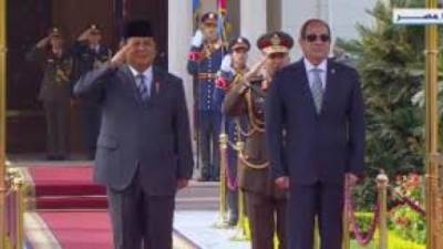 الرئيس السيسى يصطحب نظيره الإندونيسى فى جولة بالأكاديمية العسكرية بالعاصمة الإدارية