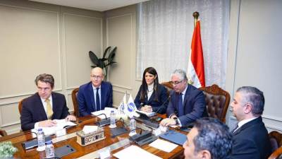 رانيا المشاط: رقمنة خدمات المستثمرين بمنطقة قناة السويس ترسخ مكانتها كمركز لوجيستي عالمي