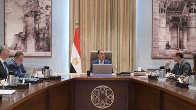  رئيس الوزراء يتابع جهود إتاحة التمويلات المطلوبة لتوفير مخزون من المنتجات البترولية