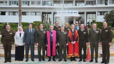 المتحدث العسكرى : إدارة الخدمات الطبية للقوات المسلحة توقع بروتوكول تعاون مع الكلية الملكية للجراحين بإنجلترا 