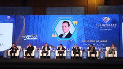 محمد الأتربي: عودة المستثمرون الأجانب لشراء أدوات الدين أدي لتراجع الدولار بعد ارتفاعه