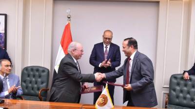 وزير العمل يُوّقع على بروتوكول تعاون مع شركة كومبليو للخدمات التوظيفية الإيطالية