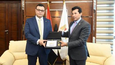 وزيرا الإسكان والشباب والرياضة يتفقدان منشآت نادي “النادي” بالعاصمة الإدارية الجديدة