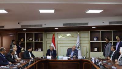 رئيس هيئة تنمية الصعيد ومحافظ بني سويف يوقعان تعاون لإدارة وتشغيل مركز لتنمية المهارات التراثية