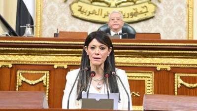 "المشاط" تستعرض مستهدفات الاستثمارات القطاعية بخطة التنمية للعام المالي المقبل