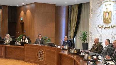 مجلس الوزراء يُثمن نتائج زيارة الرئيس لكل من قطر والكويت