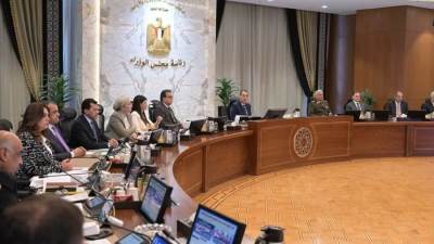 رئيس الوزراء يُوجه الشكر لرئيس مجلس النواب على الإدارة الحكيمة للجلسات