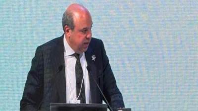 وزير الطيران المدني يشارك في الجلسة الختامية لأعمال مؤتمر الإيكاو بالدوحة