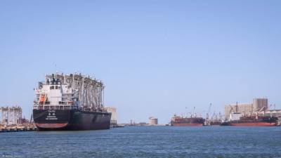 ميناء دمياط يستقبل 10 أوناش ساحة جديدة للخدمة بمحطة حاويات "تحيا مصر 1"