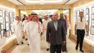 وزير الصناعة والنقل في جولة تفقدية هامة بميناء جدة الإسلامي