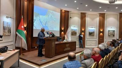 زاهي حواس يعلن من الأردن عن كشف أثري للملك رمسيس الثالث بوادي رم جنوب المملكة