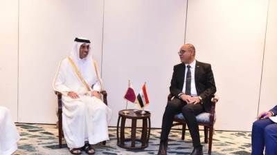 وزير العمل يُناقش مع نظيره القطري ملفات تنقل الأيدي العاملة ..و"الربط الإلكتروني" 