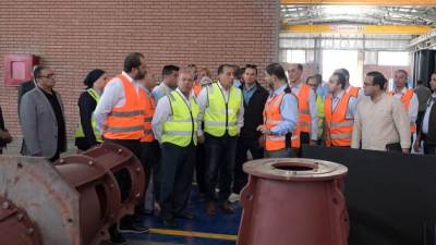 رئيس الوزراء يتفقد مصنعي " الوايلر فريد حسنين للطلمبات"