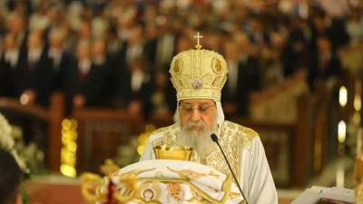 البابا تواضروس الثاني يترأس قداس عيد القيامة بالكاتدرائية المرقسية بالعباسية