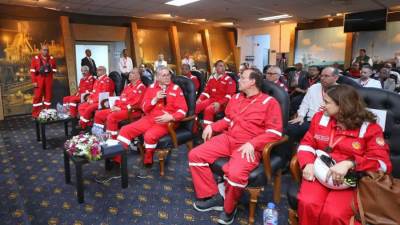 وزير البترول والثروة المعدنية يتفقد مجمع إدكو للغاز الطبيعي المسال