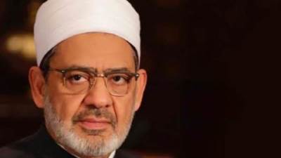 شيخ الأزهر يرثي البابا فرنسيس بأربع لغات: الصديق العزيز والرمز الإنساني