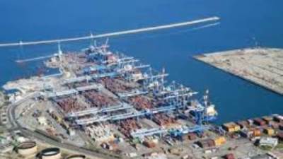 "اقتصادية قناة السويس" تتعاقد على 10 مشروعات بالموانئ بـ1.51 مليار دولار