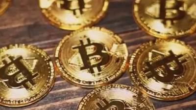 بيتكوين تقفز فوق 90 ألف دولار للمرة الأولى منذ مارس