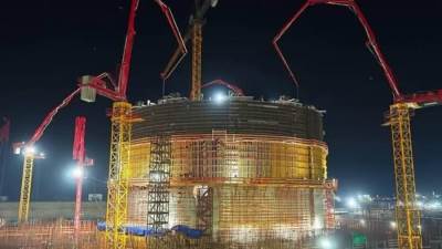 "المحطات النووية": اكتمال الصبة الخرسانية للمرحلة الأولى بالمستوى الثاني بمحطة الضبعة